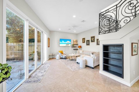 Townhouse in Fort Lauderdale, Florida 3 bedrooms, 174.28 sq.m. № 2428179 - photo 4