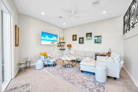 Townhouse in Fort Lauderdale, Florida 3 bedrooms, 174.28 sq.m. № 2428179 - photo 7