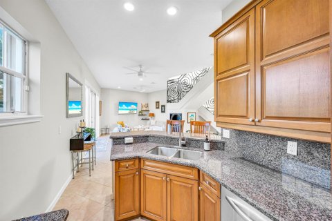 Townhouse in Fort Lauderdale, Florida 3 bedrooms, 174.28 sq.m. № 2428179 - photo 9