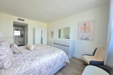 Condo in Sunny Isles Beach, Florida, 1 bedroom № 2090086 - photo 29