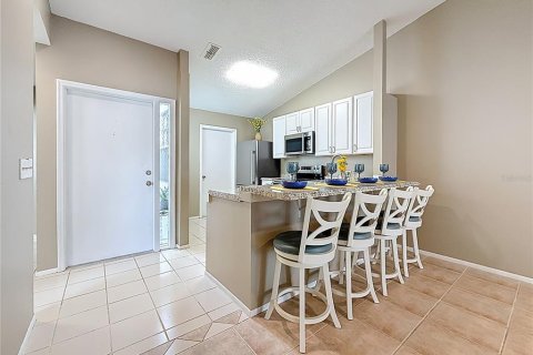 House in Palm Harbor, Florida 3 bedrooms, 88.26 sq.m. № 1826452 - photo 11