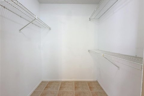 House in Palm Harbor, Florida 3 bedrooms, 88.26 sq.m. № 1826452 - photo 22