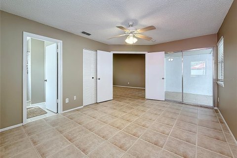 House in Palm Harbor, Florida 3 bedrooms, 88.26 sq.m. № 1826452 - photo 19
