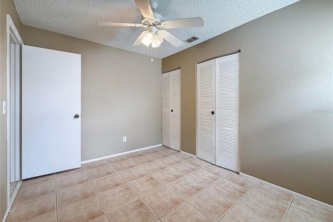 House in Palm Harbor, Florida 3 bedrooms, 88.26 sq.m. № 1826452 - photo 25