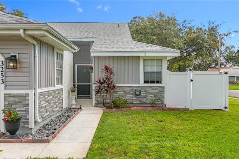 House in Palm Harbor, Florida 3 bedrooms, 88.26 sq.m. № 1826452 - photo 3