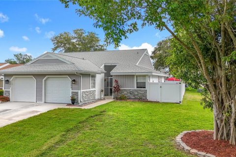 House in Palm Harbor, Florida 3 bedrooms, 88.26 sq.m. № 1826452 - photo 2