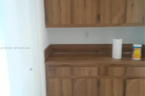 Condominio en alquiler en Pompano Beach, Florida, 1 dormitorio, 59.46 m2 № 2043221 - foto 5