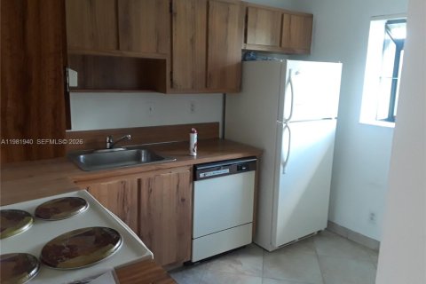 Condominio en alquiler en Pompano Beach, Florida, 1 dormitorio, 59.46 m2 № 2043221 - foto 10