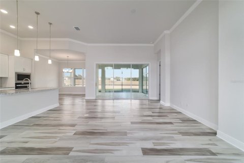 House in Inverness, Florida 3 bedrooms, 140.1 sq.m. № 2166018 - photo 19