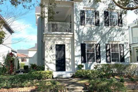 House in Orlando, Florida 4 bedrooms, 275.46 sq.m. № 1563951 - photo 2