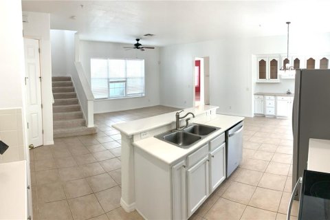 House in Orlando, Florida 4 bedrooms, 275.46 sq.m. № 1563951 - photo 12