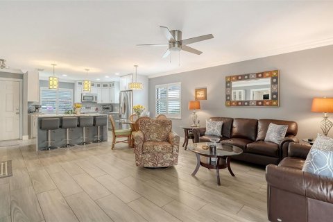 House in Sarasota, Florida 2 bedrooms, 95.13 sq.m. № 1510790 - photo 6