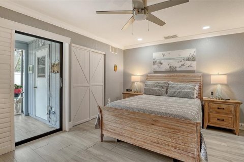 House in Sarasota, Florida 2 bedrooms, 95.13 sq.m. № 1510790 - photo 14