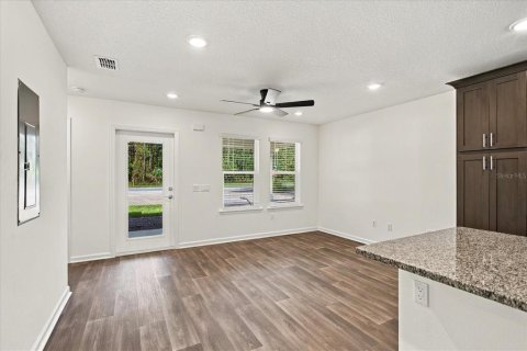 Villa ou maison à vendre à Bunnell, Floride: 3 chambres, 127.93 m2 № 2306048 - photo 12