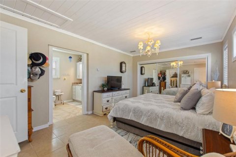 Casa en venta en Indian lake estates, Florida, 3 dormitorios, 189.61 m2 № 1718559 - foto 5
