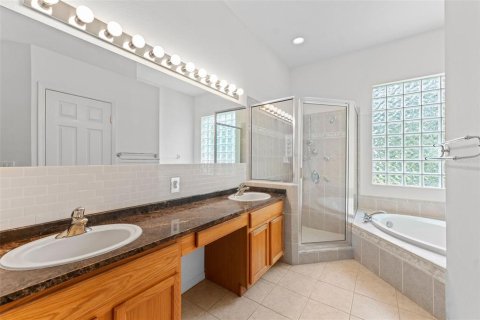 Villa ou maison à louer à Tampa, Floride: 3 chambres, 209.31 m2 № 1894727 - photo 18
