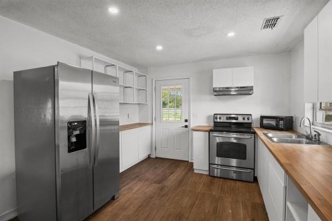 Villa ou maison à louer à Polk City, Floride: 3 chambres, 135.45 m2 № 2386418 - photo 18