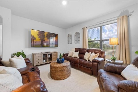 Casa en venta en Saint Cloud, Florida, 4 dormitorios, 170.01 m2 № 1902626 - foto 8