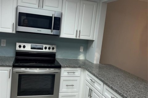 Touwnhouse à vendre à Stuart, Floride: 2 chambres, 130.06 m2 № 2084171 - photo 15