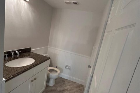 Touwnhouse à vendre à Stuart, Floride: 2 chambres, 130.06 m2 № 2084171 - photo 11