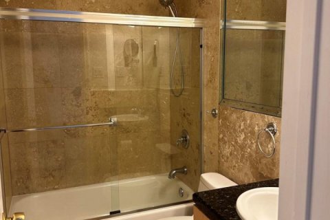 Купить кондоминиум в Форт-Лодердейл, Флорида 3 комнаты, 66.98м2, № 2083157 - фото 18