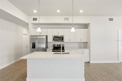 Casa en alquiler en Port Charlotte, Florida, 4 dormitorios, 157.19 m2 № 2108176 - foto 4