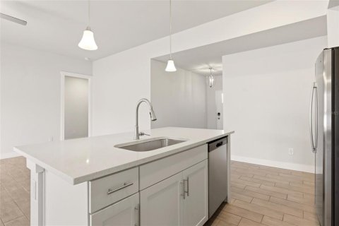 Casa en alquiler en Port Charlotte, Florida, 4 dormitorios, 157.19 m2 № 2108176 - foto 9