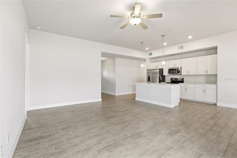 Casa en alquiler en Port Charlotte, Florida, 4 dormitorios, 157.19 m2 № 2108176 - foto 7