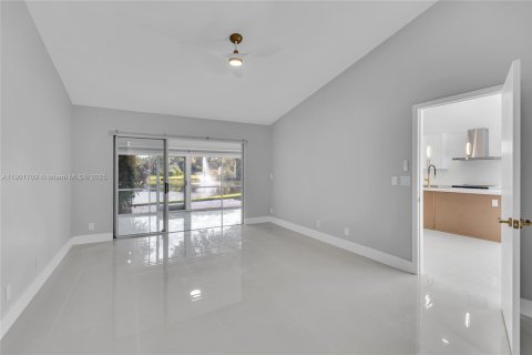 Villa ou maison à vendre à Delray Beach, Floride: 2 chambres, 140.84 m2 № 1954331 - photo 27