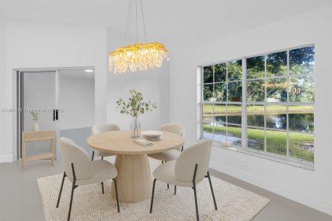 Villa ou maison à vendre à Delray Beach, Floride: 2 chambres, 140.84 m2 № 1954331 - photo 13