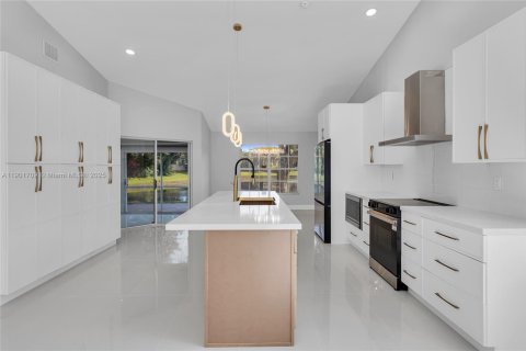 Villa ou maison à vendre à Delray Beach, Floride: 2 chambres, 140.84 m2 № 1954331 - photo 8