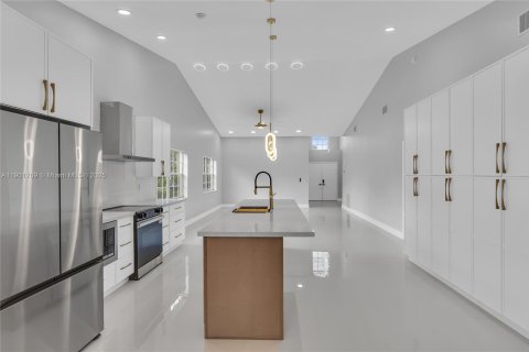 Villa ou maison à vendre à Delray Beach, Floride: 2 chambres, 140.84 m2 № 1954331 - photo 6