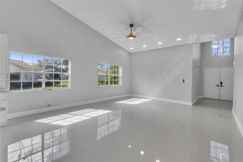 Villa ou maison à vendre à Delray Beach, Floride: 2 chambres, 140.84 m2 № 1954331 - photo 15