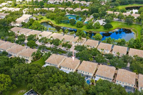 Townhouse in Palm Beach Gardens, Florida 3 bedrooms, 145.86 sq.m. № 2187145 - photo 26