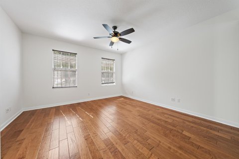 Townhouse in Palm Beach Gardens, Florida 3 bedrooms, 145.86 sq.m. № 2187145 - photo 13