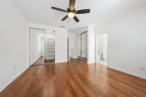 Townhouse in Palm Beach Gardens, Florida 3 bedrooms, 145.86 sq.m. № 2187145 - photo 14