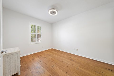 Townhouse in Palm Beach Gardens, Florida 3 bedrooms, 145.86 sq.m. № 2187145 - photo 17