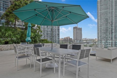 Condominio en venta en Miami, Florida, 1 dormitorio, 82.03 m2 № 1986541 - foto 17