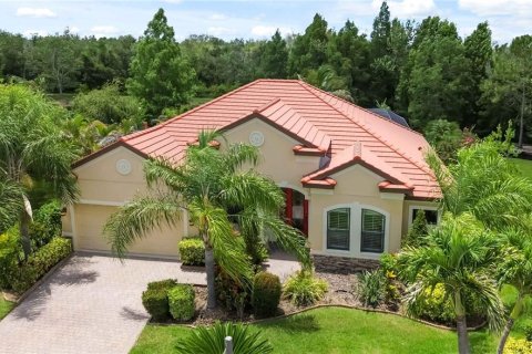 House in University Park, Florida 4 bedrooms, 225.2 sq.m. № 2229994