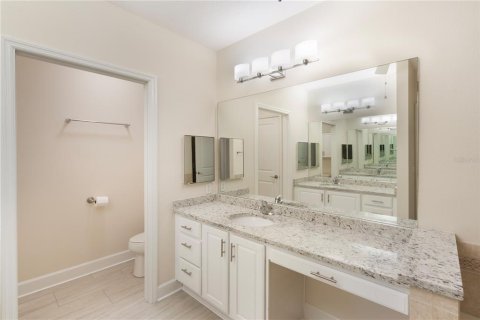 Condo in Kissimmee, Florida, 4 bedrooms  № 1722237 - photo 22