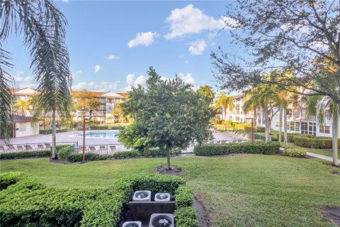 Condo in Pembroke Pines, Florida, 2 bedrooms  № 2054366 - photo 29