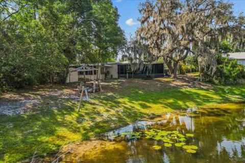 House in Casselberry, Florida 3 bedrooms, 120.03 sq.m. № 1736944 - photo 29