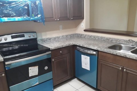 Condominio en venta en Homestead, Florida, 2 dormitorios, 86.4 m2 № 1740026 - foto 3