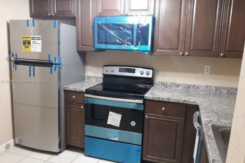 Condominio en venta en Homestead, Florida, 2 dormitorios, 86.4 m2 № 1740026 - foto 4
