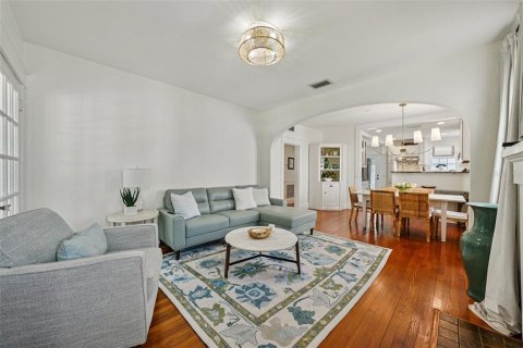 Купить виллу или дом в Тампа, Флорида 3 комнаты, 128.21м2, № 1909949 - фото 12