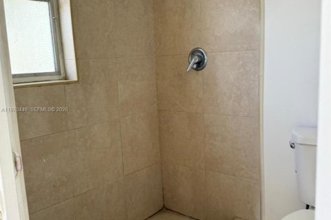 Condo in Miramar, Florida, 2 bedrooms  № 2032062 - photo 11