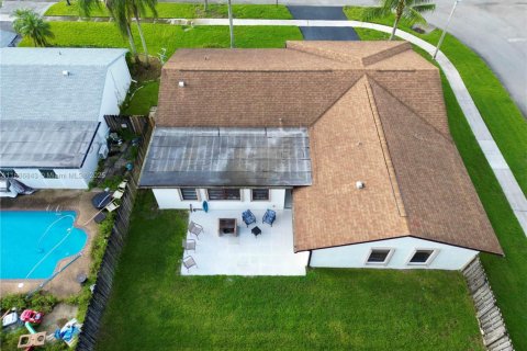 Купить виллу или дом в Санрайз, Флорида 3 спальни, 196.86м2, № 2062115 - фото 4