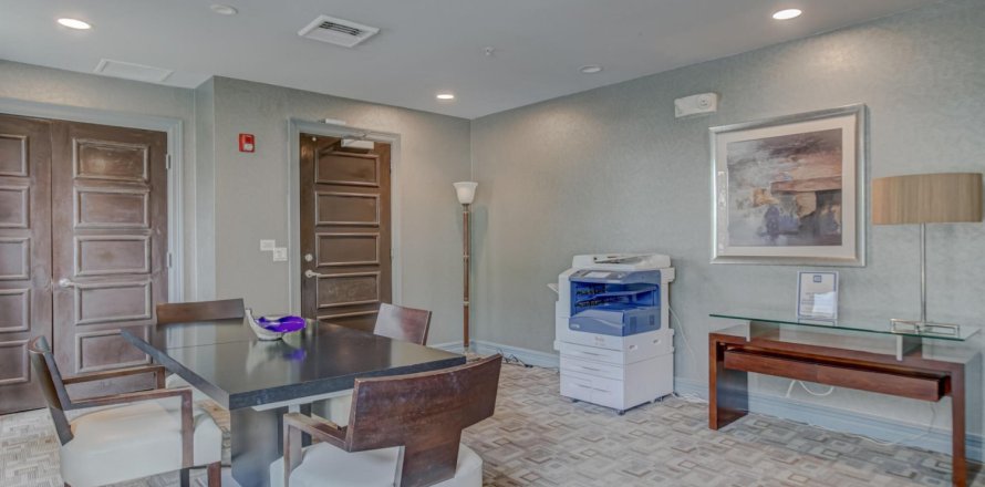 Condominio en Fort Lauderdale, Florida, 1 dormitorio № 930154