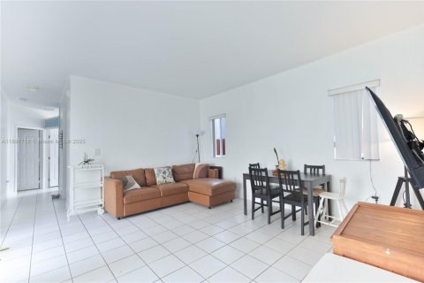 Villa ou maison à vendre à Homestead, Floride: 3 chambres, 128.76 m2 № 1948915 - photo 7