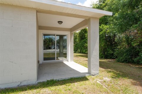 Villa ou maison à louer à Deltona, Floride: 3 chambres, 141.3 m2 № 1813260 - photo 22